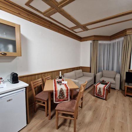 Pirin Golf Private Apartments & Studios Razlog Exterior photo